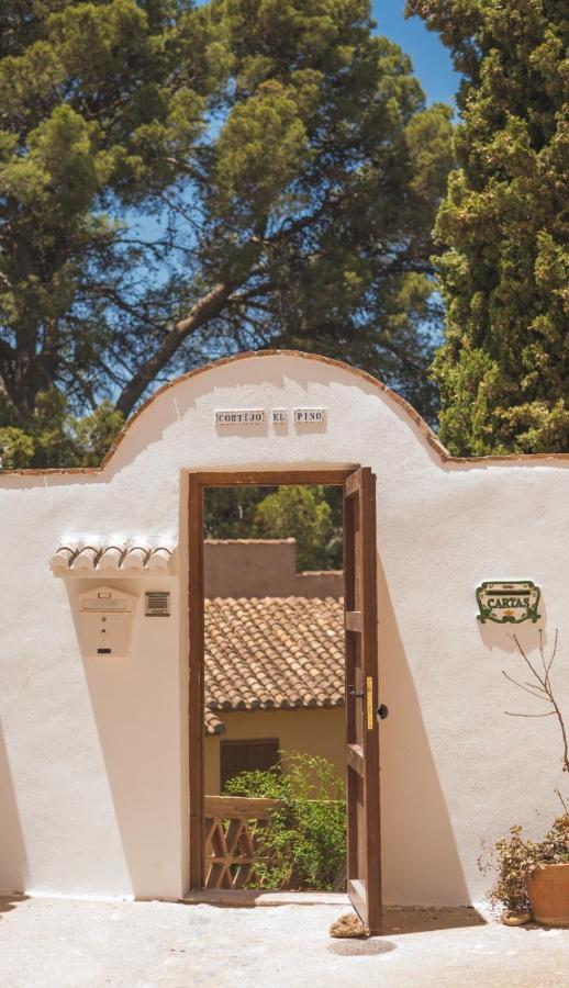 Bed & Breakfast Cortijo El Pino Retreat *