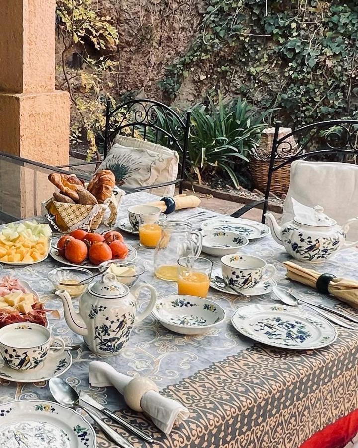 Bed & Breakfast Cortijo El Pino Retreat