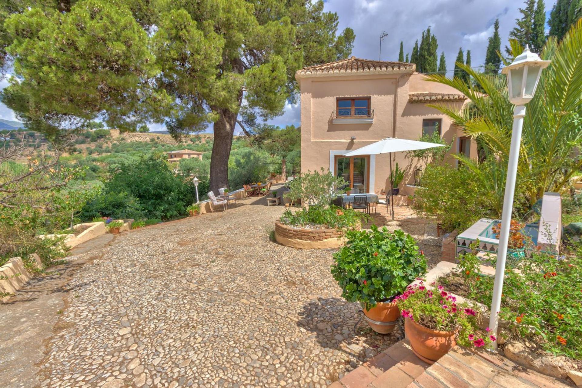 Bed & Breakfast Cortijo El Pino Retreat Albunuelas
