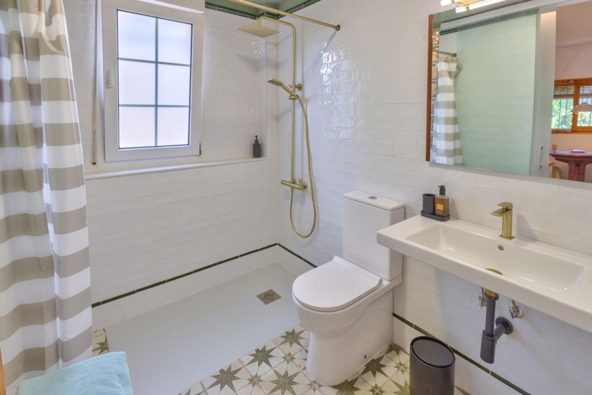 Cortijo El Pino Retreat Bed & Breakfast