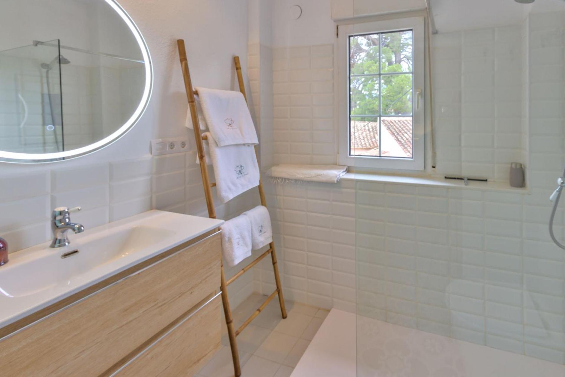 Bed & Breakfast Cortijo El Pino Retreat Albunuelas