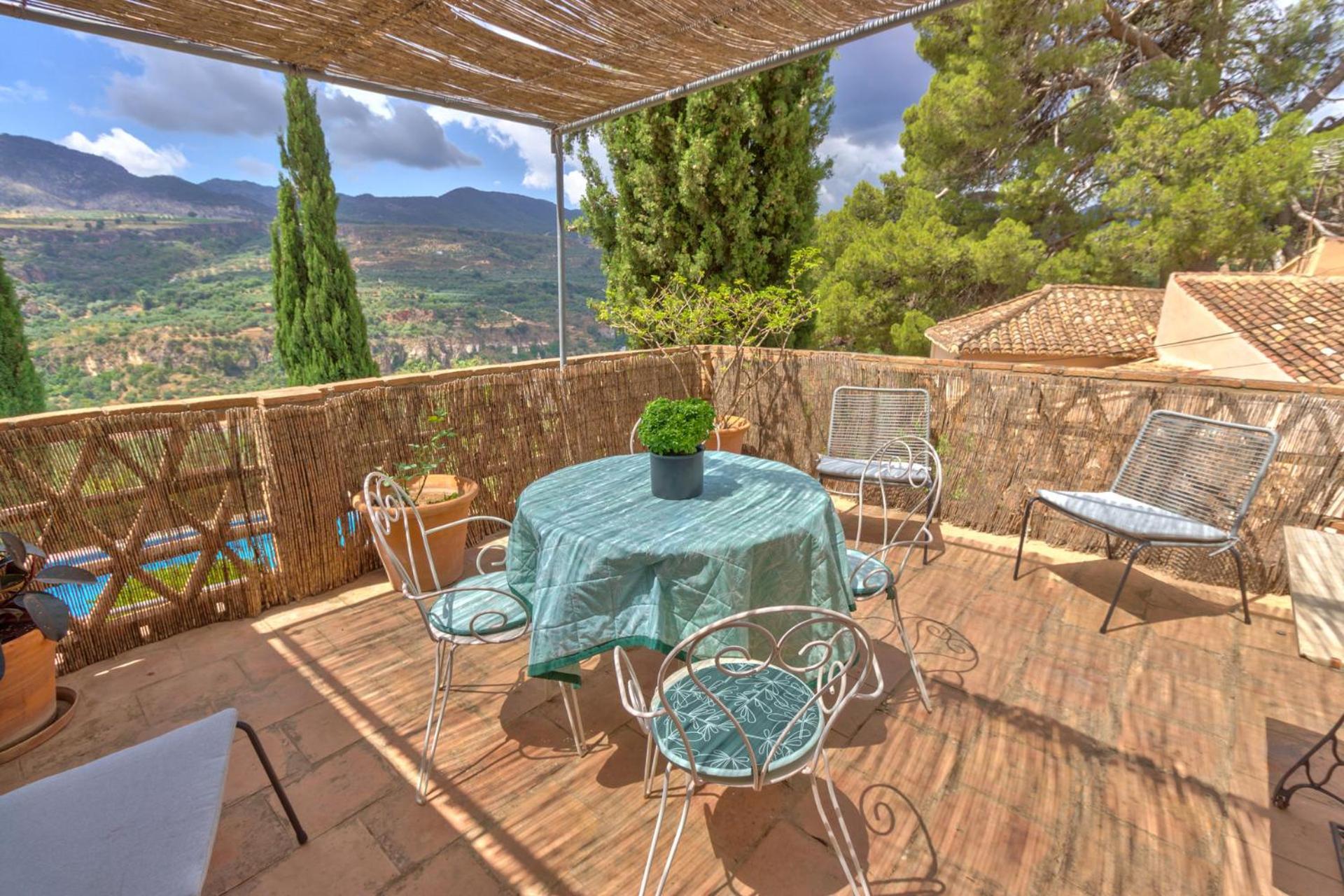 Cortijo El Pino Retreat Bed & Breakfast
