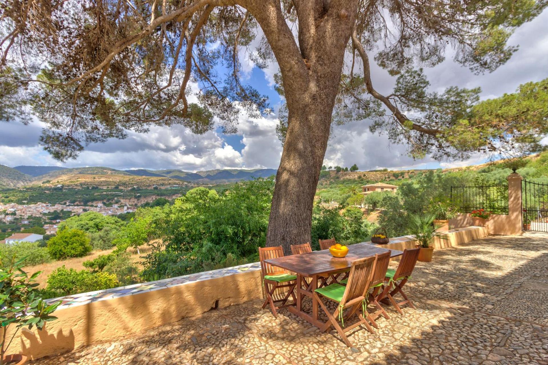 Cortijo El Pino Retreat Bed & Breakfast